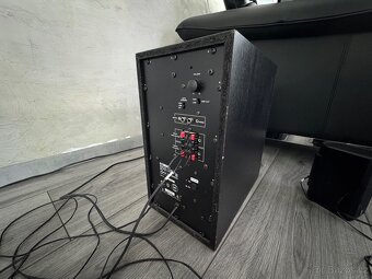 Yamaha domácí kino 5.1. - 6