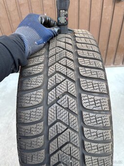 Alu kola Volkswagen Golf R18 ET51 Salvador Zimní Pirelli - 6