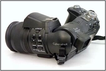 Prodám Sony Cyber-Shot DSC F828 + příslušenství - 6