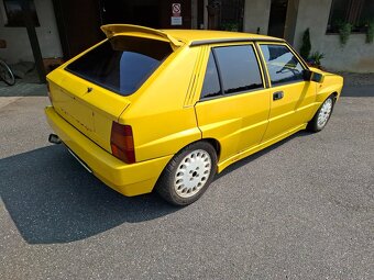 Lancia Delta - 6