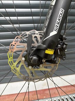 Juniorské dívčí horské kolo, postava 140 - 155 cm. - 6