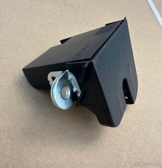 VW / Škoda - zámek víka - 6