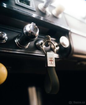 PACKARD TOURING EIGHT 1938 - 6