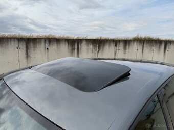 Volkswagen Golf VI R 2.0 TSI DSG - 6