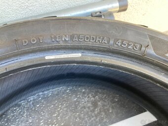 Motopneumatiky Bridgestone Battlax S23R 180/55ZR 17 a 120/70 - 6