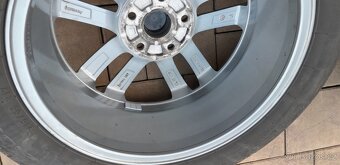 Prodám 4x Aludisky R17 6,5Jx17 ET52 originál VW5TA 601025G - 6