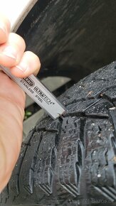 Prodám pneu s disky na zimu 4x, auto Scala, Scalu - 6