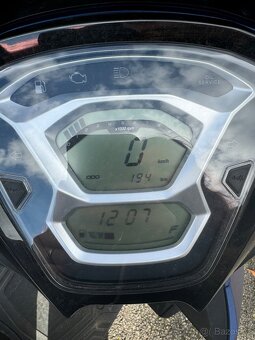 Kymco Agility S 125i CBS - najeto 200km - 6