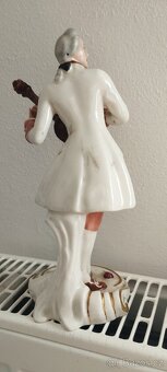 Porcelánová soška - 6