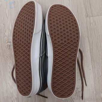 Pánské Vans tenisky – stylové a pohodlné - 6