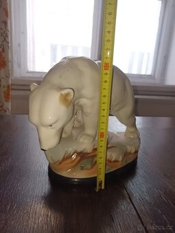 Porcelánová soška ledního medvěda - 6