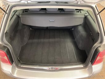 Volkswagen Passat 1.9 TDI 74Kw Comfortline - 6