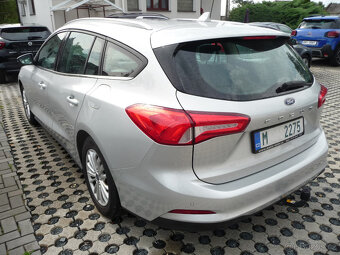 Ford Focus 1.5 TDCi 88 kw Titanium po 1.majitel - 6