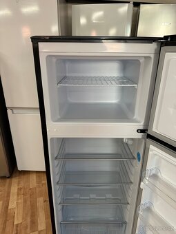 Lednice s mrazákem Amica (206) - 6