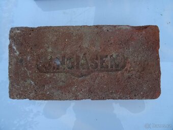 Cihly značky JUC.TOMÁŠEK , VYSOKÉ MÝTO atd . - 6