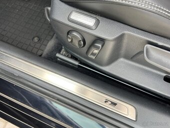 Volkswagen Passat, R-line, DCC, tažné, webasto - 6