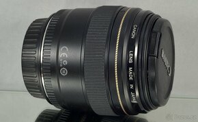 Canon EF 85mm f/1.8 USM fullframe-formátPevný - 6