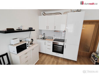 Světlý byt 1+kk (31 m2) + balkon (5 m2), 4.patro, novostavba - 6