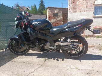 Yamaha yzf 1000 R - 6