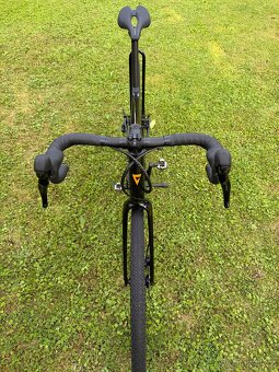 Prodám karbonový GRAVEL GIANT REVOLT ADVANCED 3 - 6