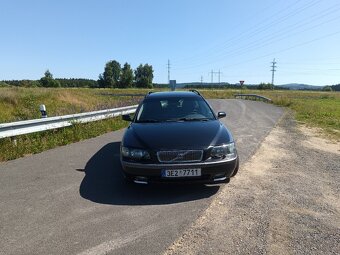 Volvo V70 P2 2.5 TDI 120 kW - 6