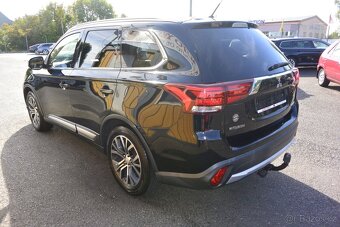 PRODÁM Mitsubishi Outlander 2.2 DI-D 4WD INTENSE, AUTOMAT - 6