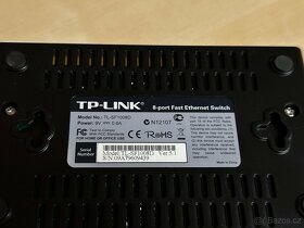 2x Switch TP-Link TL-SF1005D + TL-SF1008D - 6