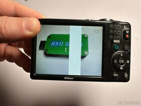 Nikon Coolpix L25 - vada na LCD - 6