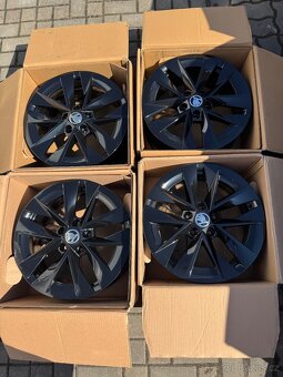 ORIGINÁL Alu Škoda ROTARE R17, 5x112 - TOP STAV - 6