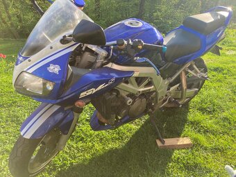 Suzuki SV1000 - 6