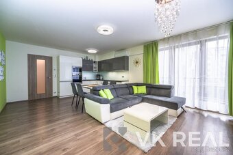 Prodej bytu 3+kk/L, sklep, garáž, OV, cca 100m2 vč. lodžie a - 6