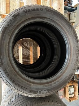 Pneu 225.60/18 V XL - 6