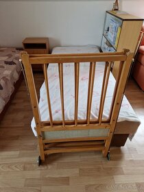 dřevěná postýlka dubová - 6