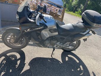 Honda XL 1000 VX Varadero - 6