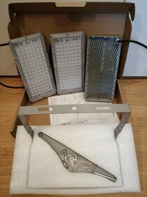 Směrově nastavitelný průmyslový LED reflektor (lampa, světlo - 6