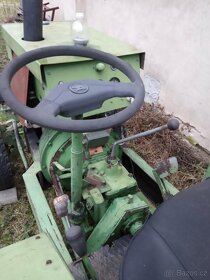 Traktor stabilní motor Slavia - 6