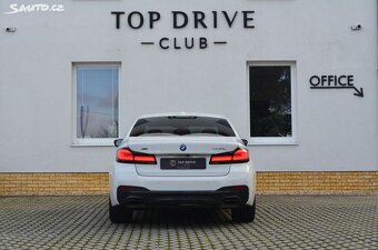 BMW Řada 5, 530e/xDrive/H&K/Skladem - 6