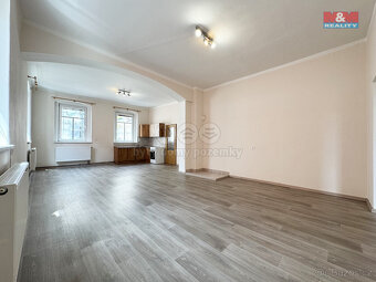 Pronájem bytu 3+kk, 74 m², Karlovy Vary, ul. Závodu míru - 6