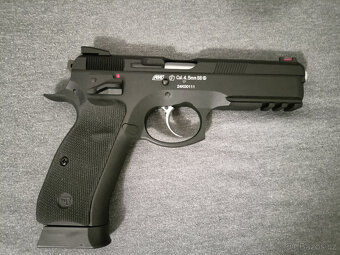Pistole na co2 bombičky - 6