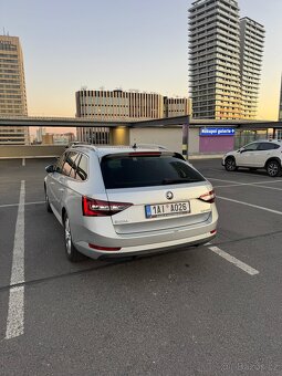 Skoda Superb 2016 2.0 tdi 140 kW - 6