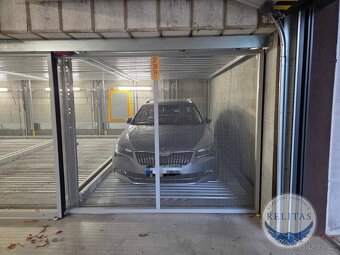 Pronájem garážového stání 11 m² - 6