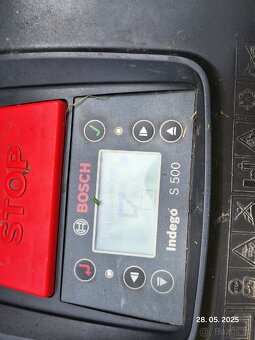 Robotická sekačka Bosch S500 + navíc příslušenství - 6