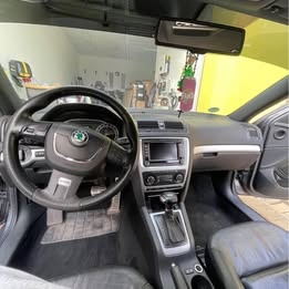 SKODA OCTAVIA II VRS 2.0 TSI 147 KW - 6
