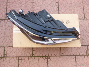 VW Golf 8 VIII lampa světlo LED 5H1941006 5H1941005B - 6