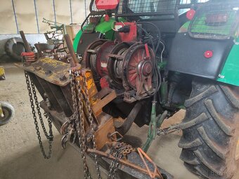 John Deere 6120 lesní traktor UKT - 6