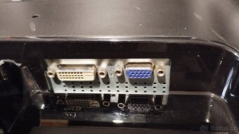 prodám funkční monitor LCD - FLATRON - jen v Brně- 300kč - 6