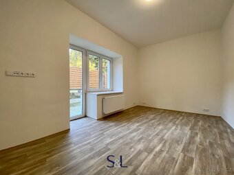 Nabízíme k pronájmu bezbariérový byt po kompletní rekonstruk - 6