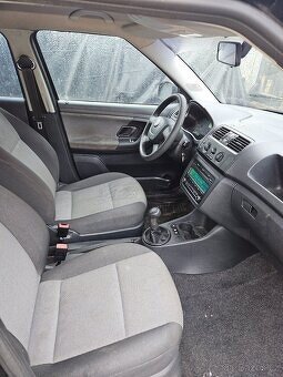 Škoda Fabia 1,2 51 kW R.V.2012 - 6