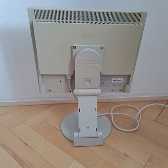 Monitor Eizo FlexScan S1932 - 6