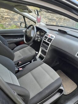 Peugeot 307 1,6 - 6